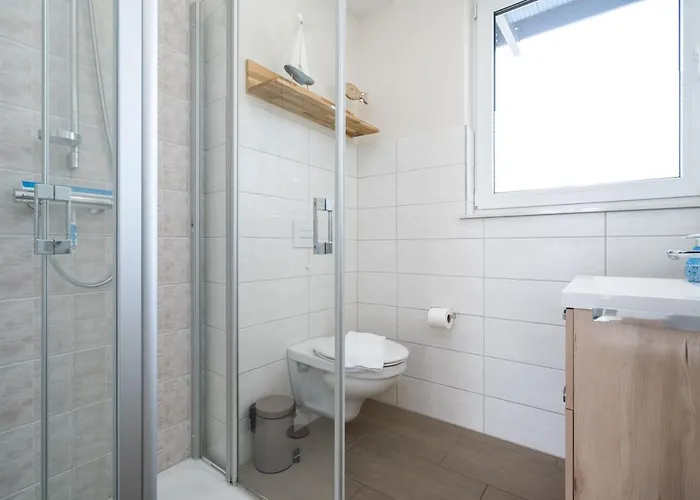 Strandhaus 3 Eg * Röbel